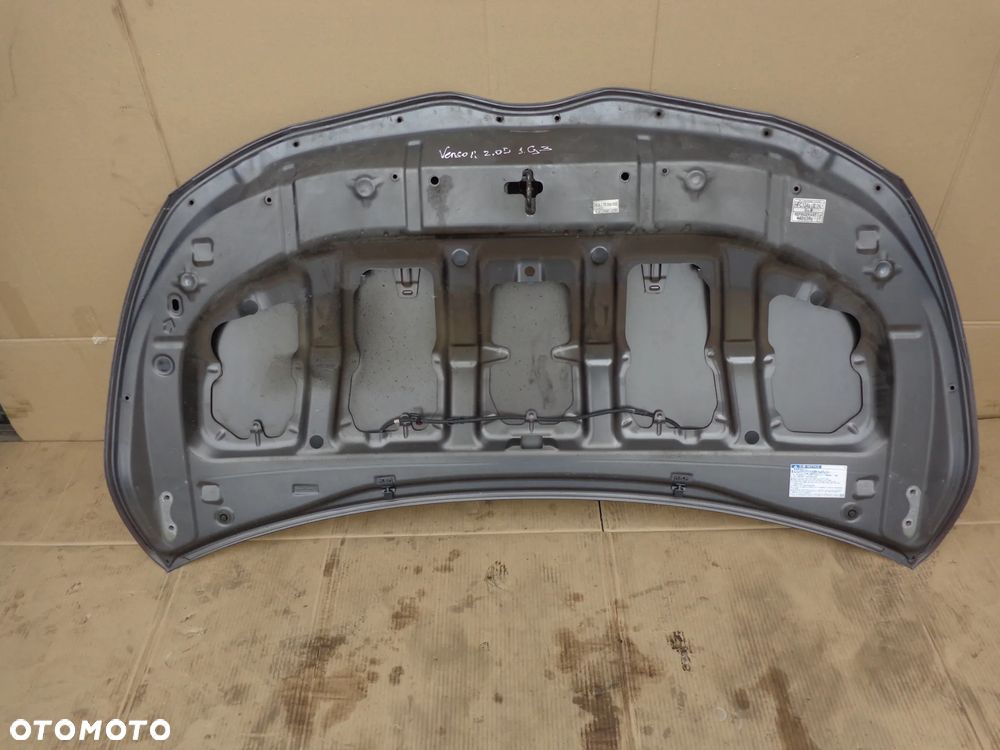 TOYOTA VERSO 09-12  maska 1G3 - 2