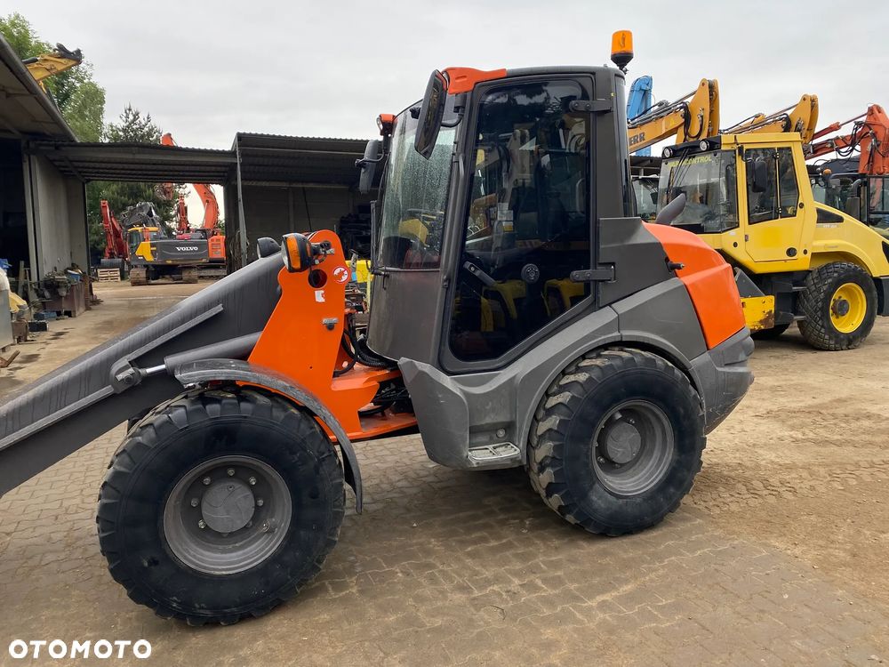 Hitachi ZW95, 2020 ROK, 2700 MTH, ŁYŻKA + WIDŁY, z NIEMIEC, PIĘKNY STAN - 23