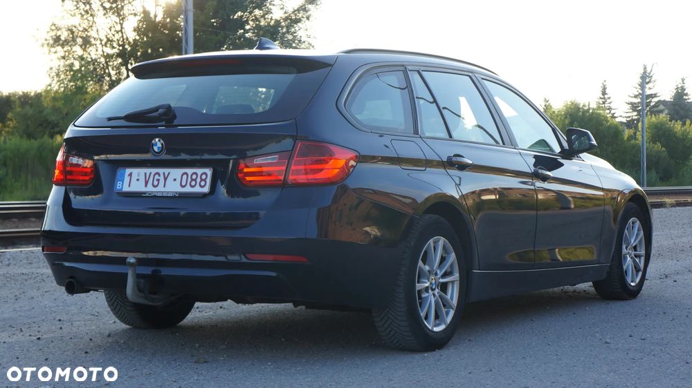 BMW Seria 3 318d Blue Performance Luxury Line - 6