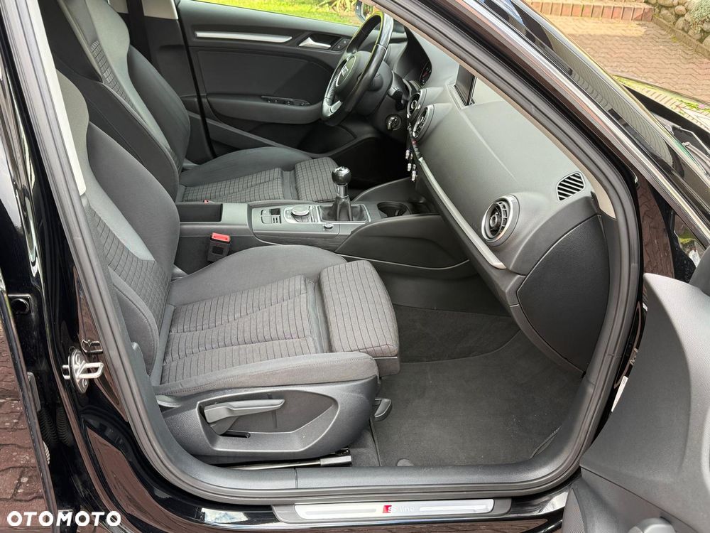 Audi A3 Sportback 1.4 TFSI cylinder on demand ultra S line Sportpaket - 23
