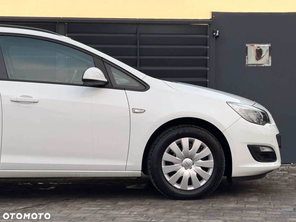 Opel Astra 1.4 T Cosmo - 28