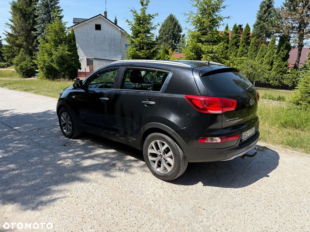 Kia Sportage 1.7 CRDI 2WD Dream-Team Edition - 4