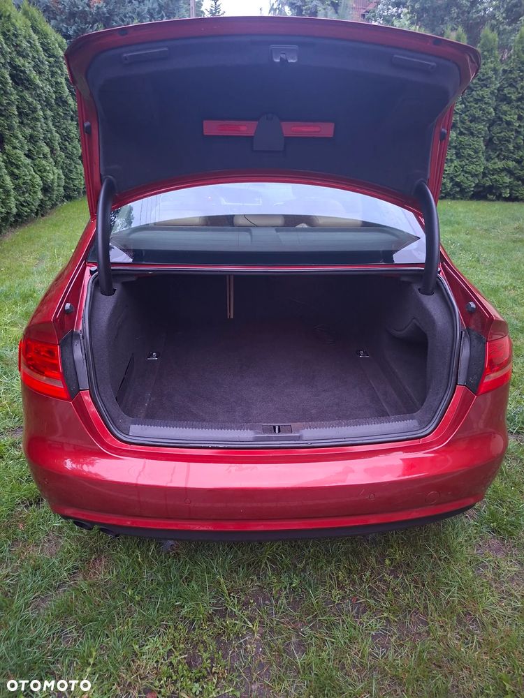 Audi A4 Limousine - 9