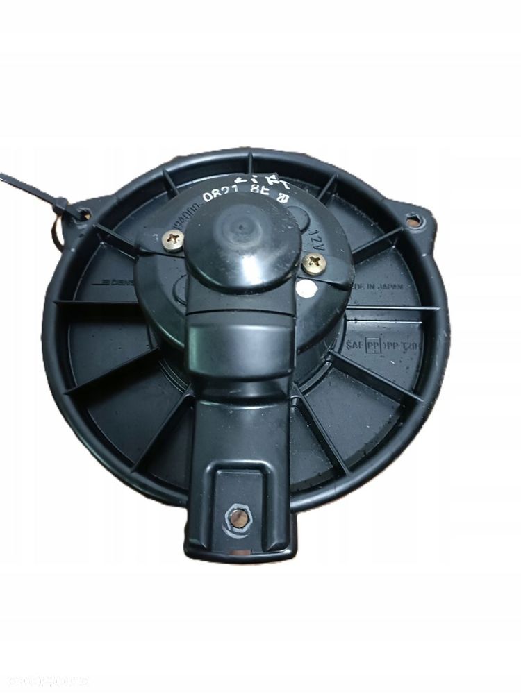 TOYOTA YARIS I 99-05 LIFT 1,3 B DMUCHAWA WENTYLATOR NAWIEWU 194000-0821 * - 2