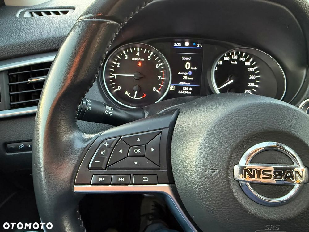 Nissan Qashqai 1.3 DIG-T Tekna DCT - 24