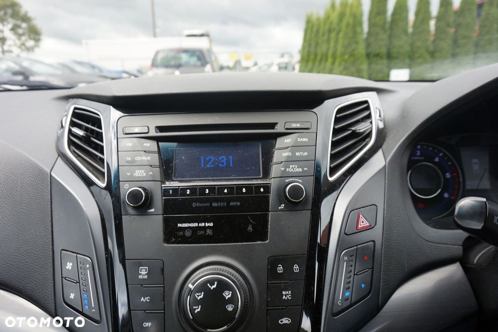 RADIO FABRYCZNE CD I40 VF 96170-3Z050-4X HYUNDAI 2011-2014 - 1