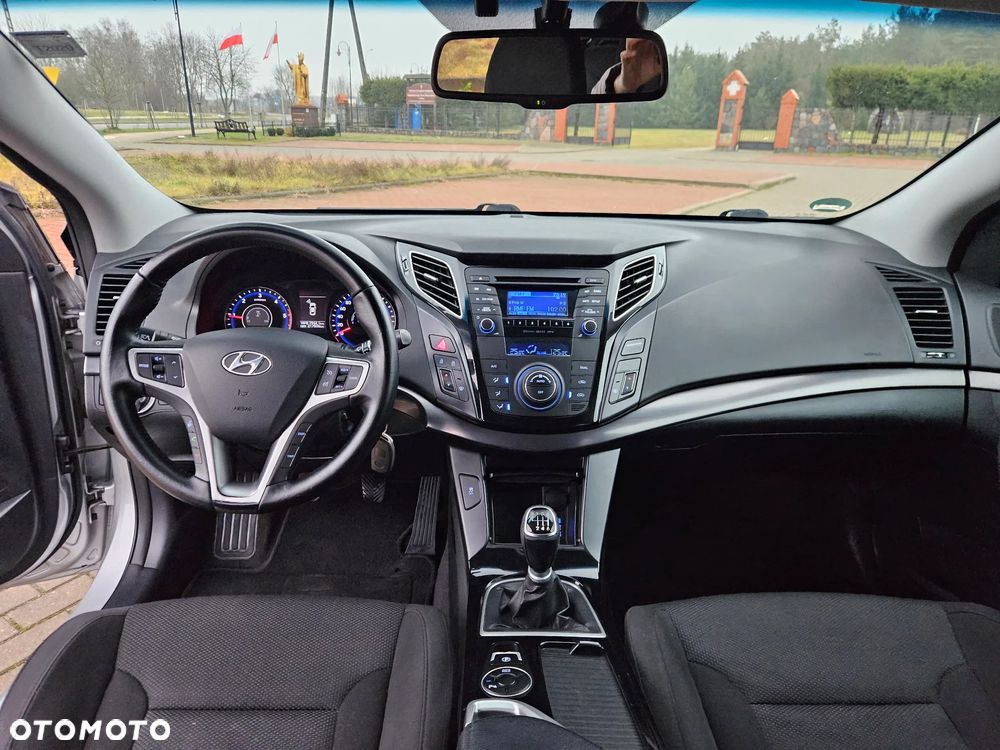 Hyundai i40 Kombi 1.7 CRDi Premium - 9