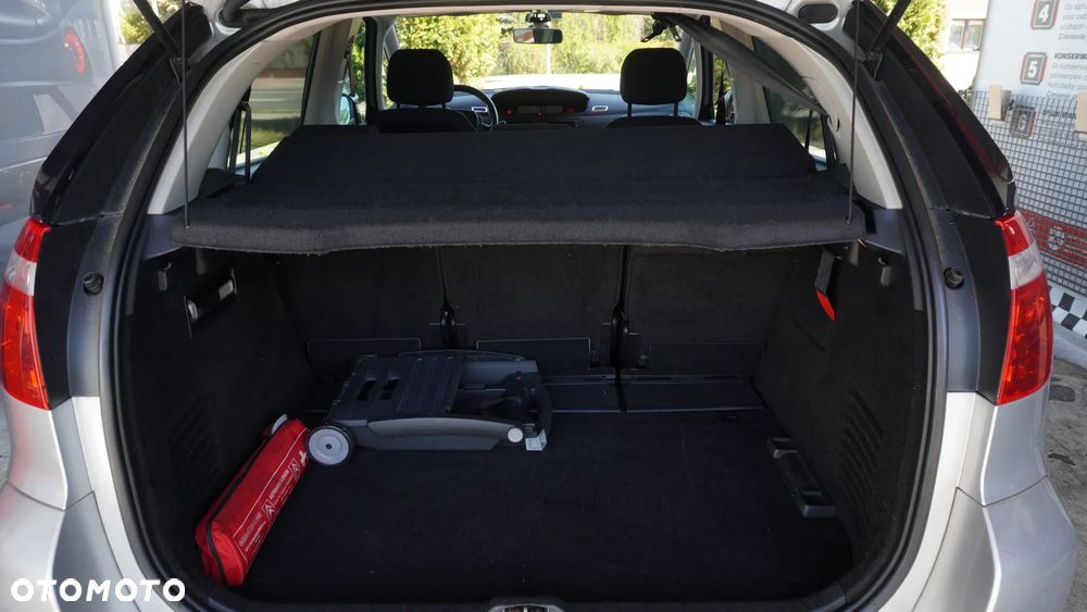 Citroën C4 Picasso - 28