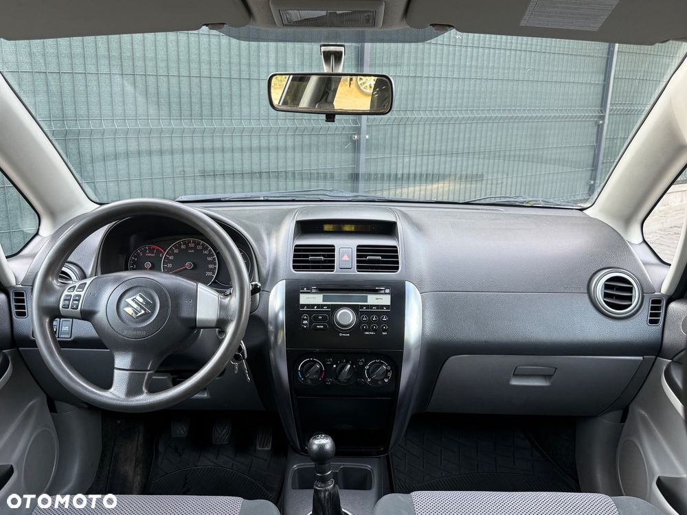 Suzuki SX4 - 13