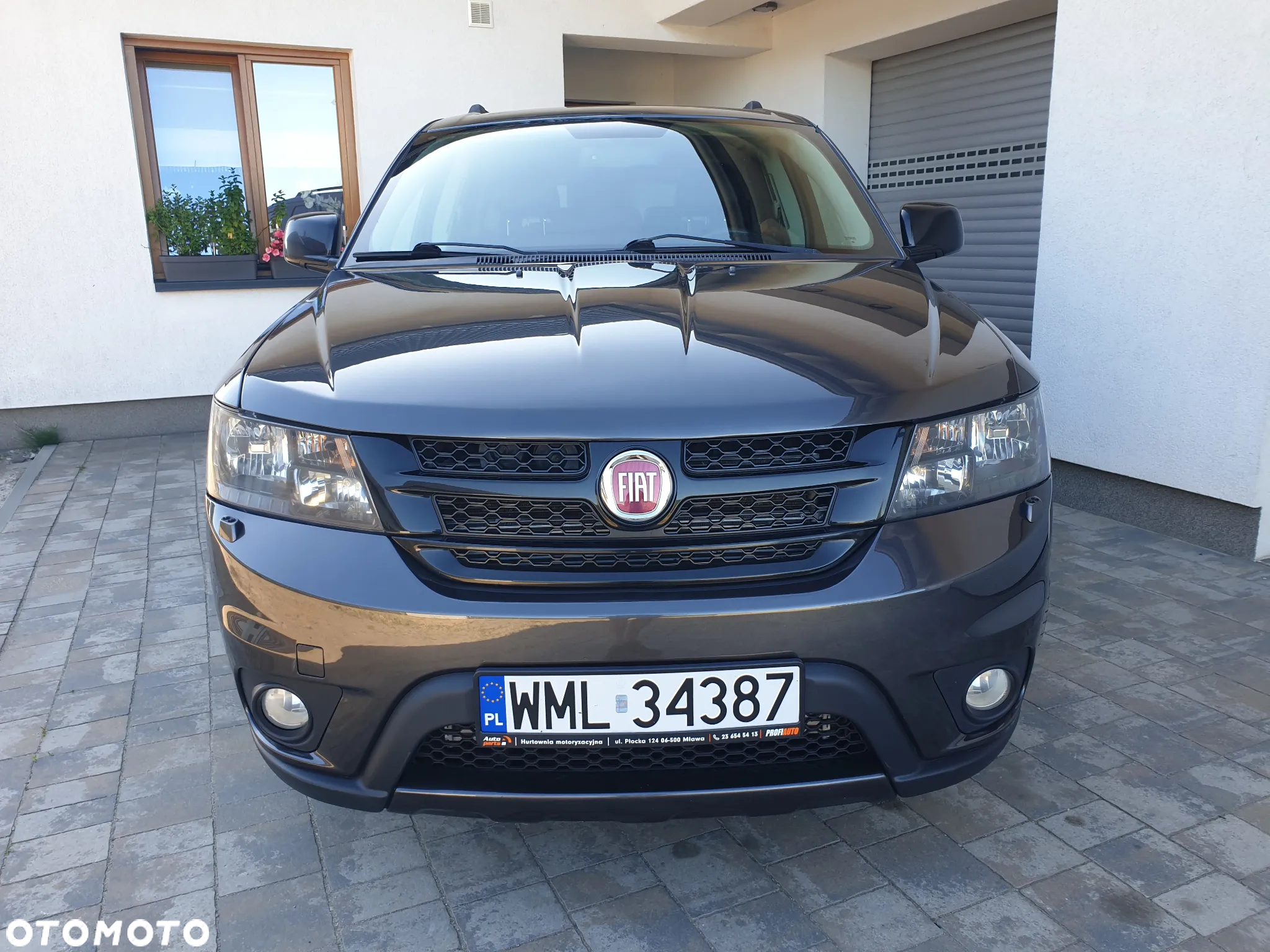 Fiat Freemont 2.0 Multijet Black Code AWD - 3