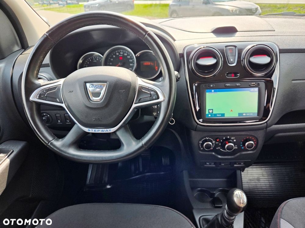 Dacia Lodgy 1.3 TCe Stepway S&S - 33