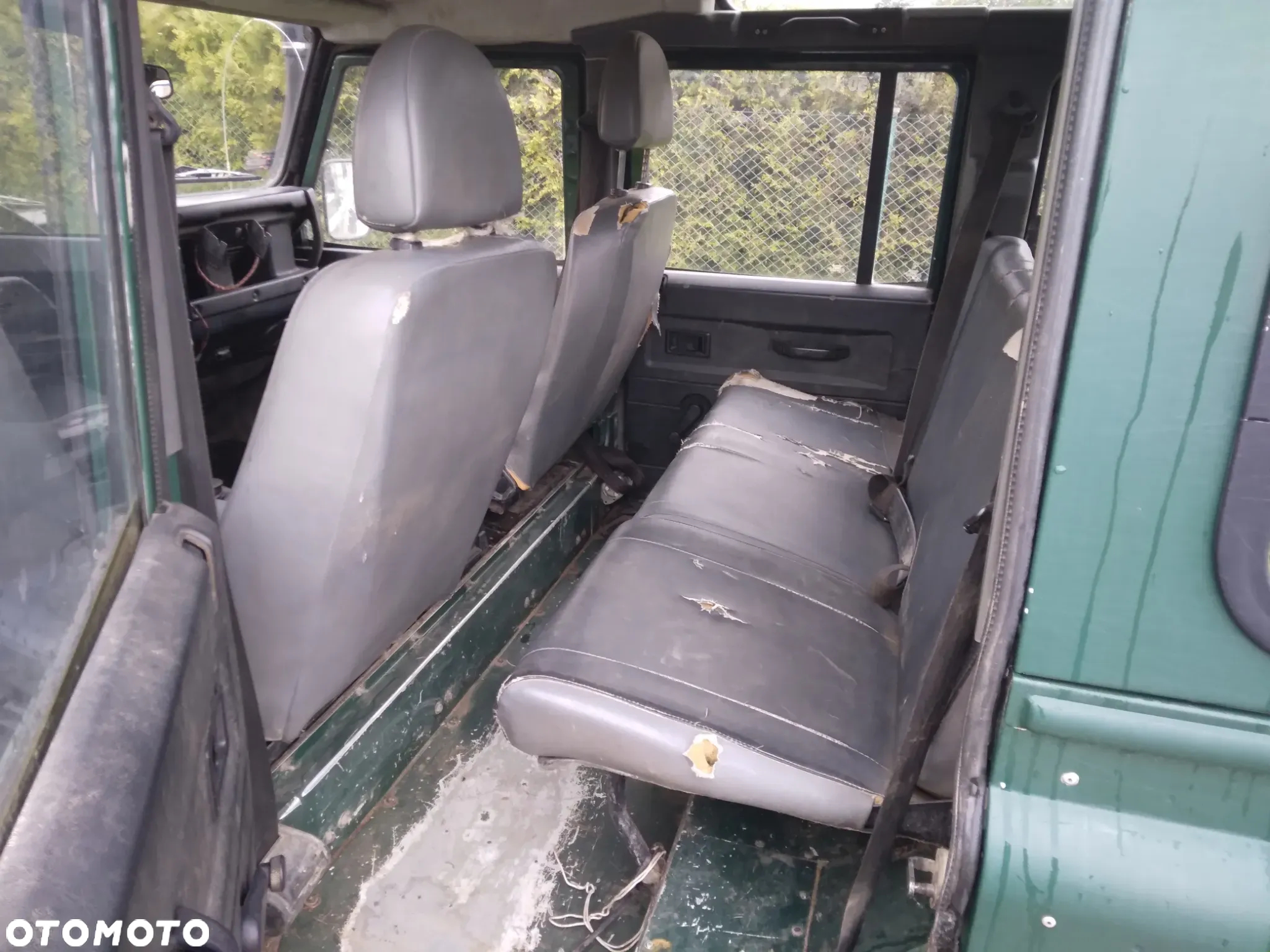 Land Rover Defender 110 2.5 TDI - 8