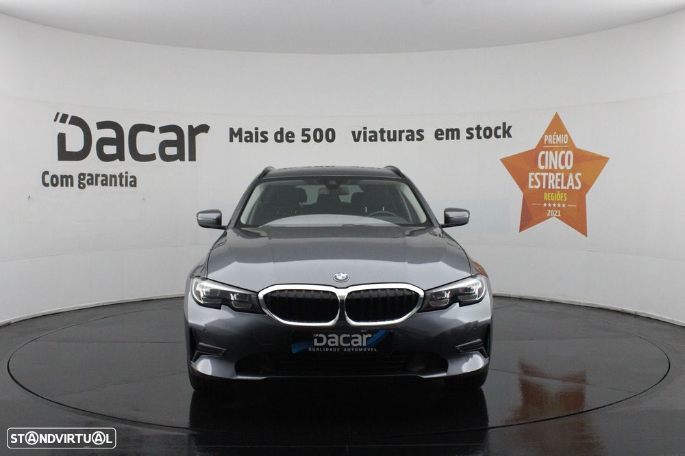 BMW 330 e Touring Auto - 3