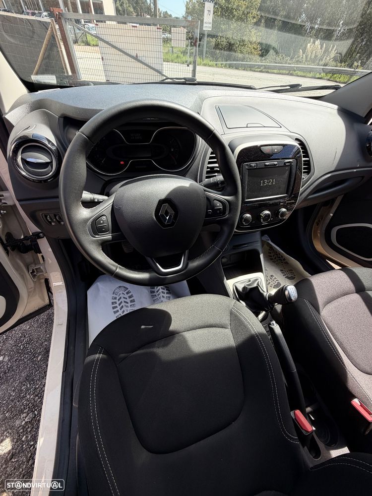 Renault Captur 1.5 dCi Red Edition - 19
