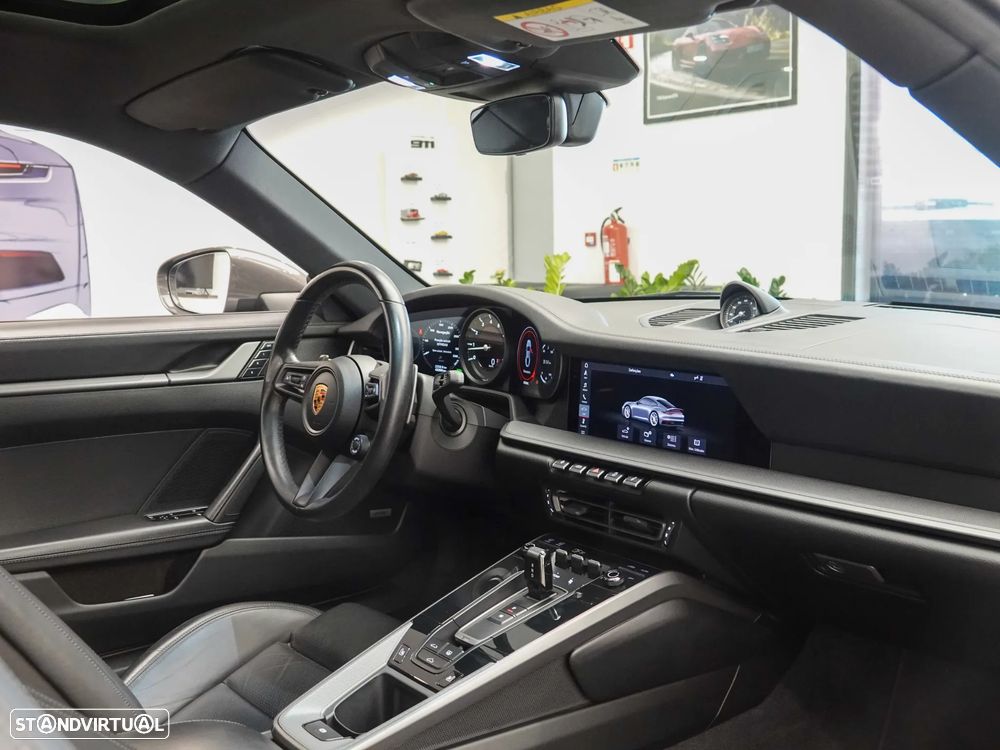 Porsche 911 (992) Carrera S PDK - 27