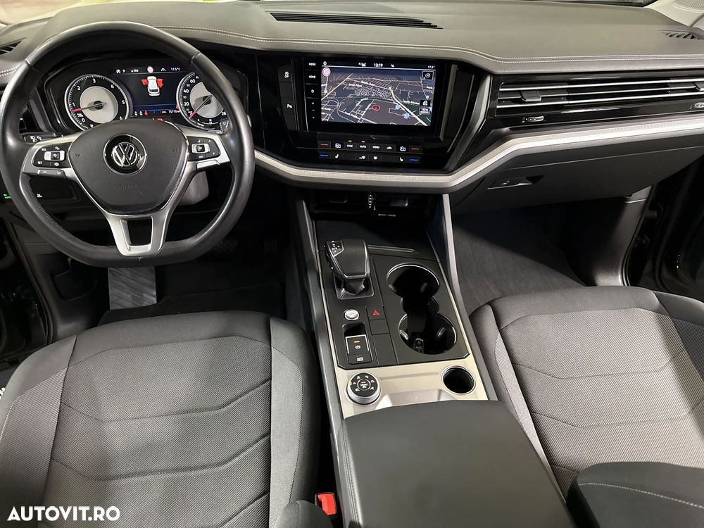 Volkswagen Touareg - 10