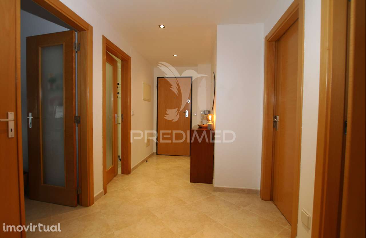 Apartamento T2 em zona nobre da Sobreda da Caparica - Grande imagem: 3/21