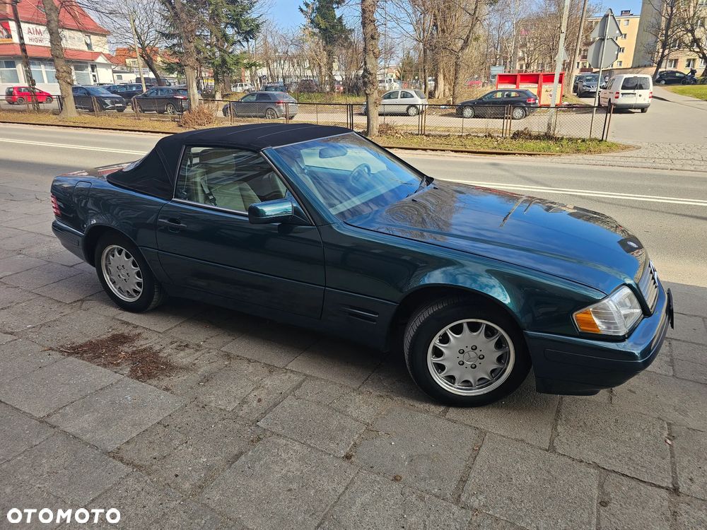 Mercedes-Benz SL - 24