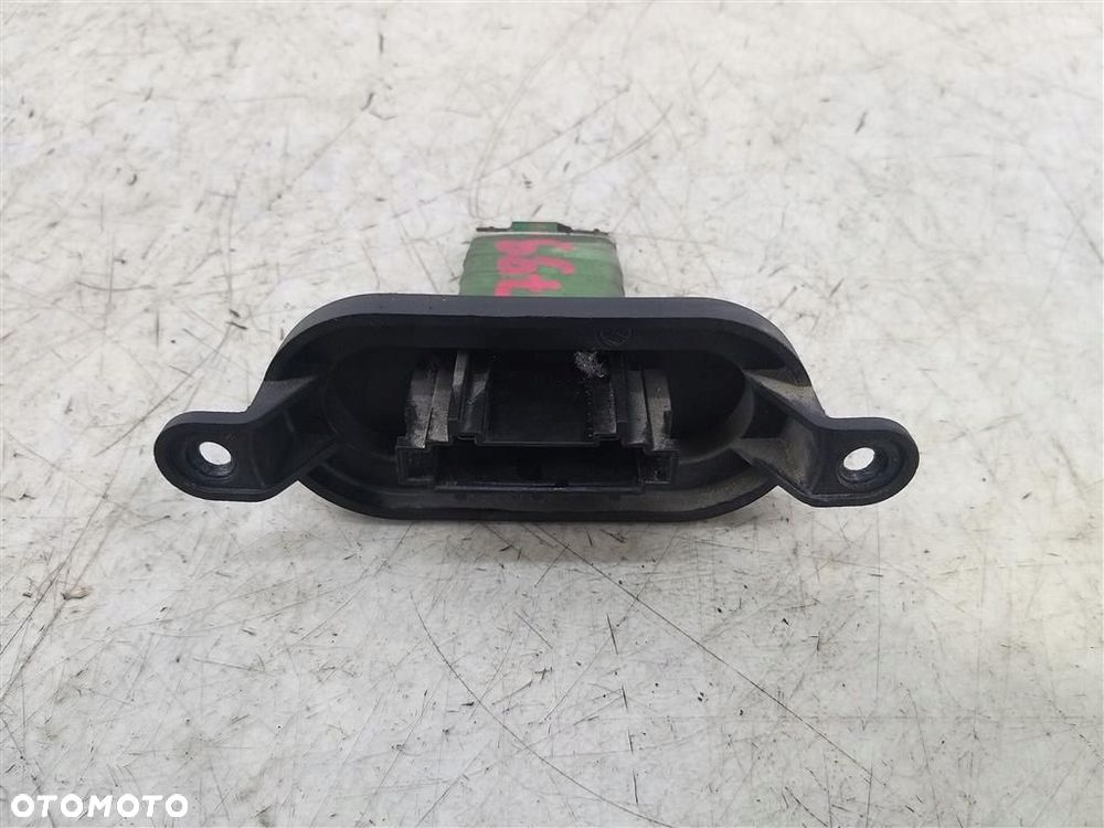 Rezystor dmuchawy NAWIEWU VW Transporter T5 2003-2009  PA66GB20GF10 - 4