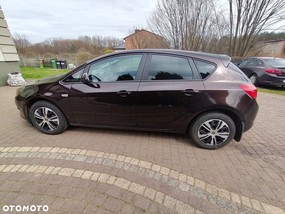 Opel Astra 1.6 Enjoy - 8