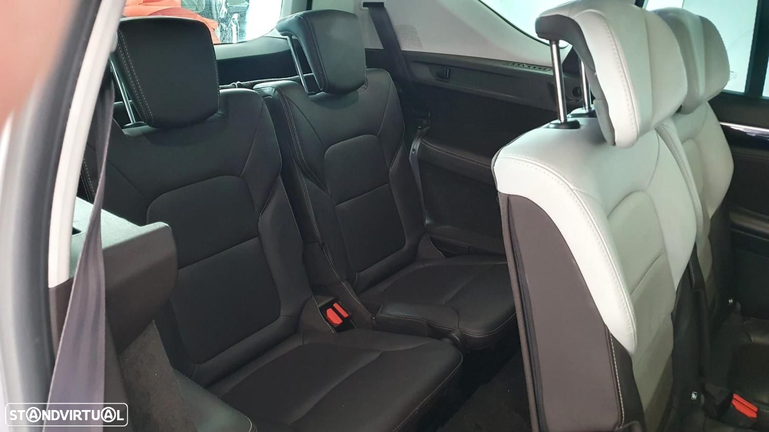Renault Espace 1.6 dCi Initiale Paris EDC - 23
