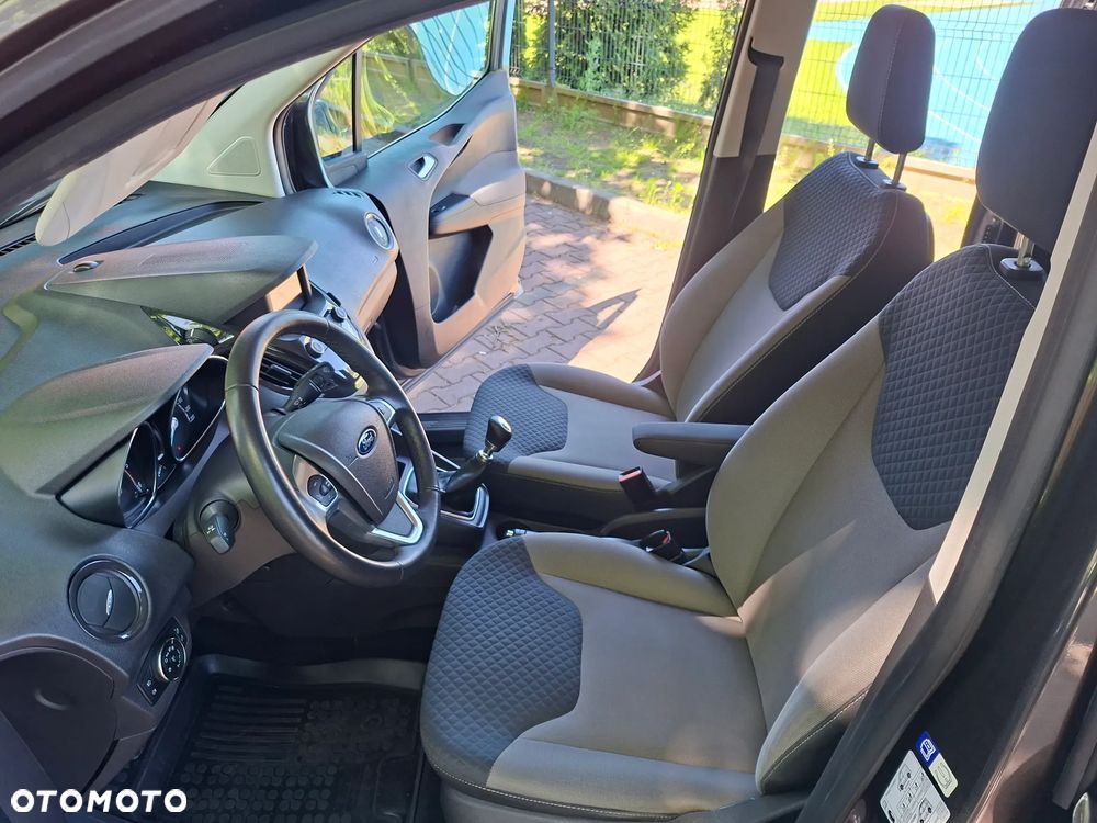 Ford Tourneo Courier 1.5 TDCi S&S Titanium - 20