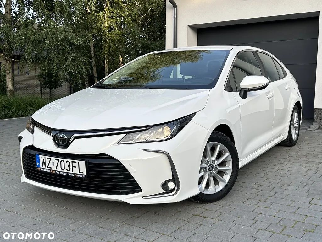 Toyota Corolla - 1