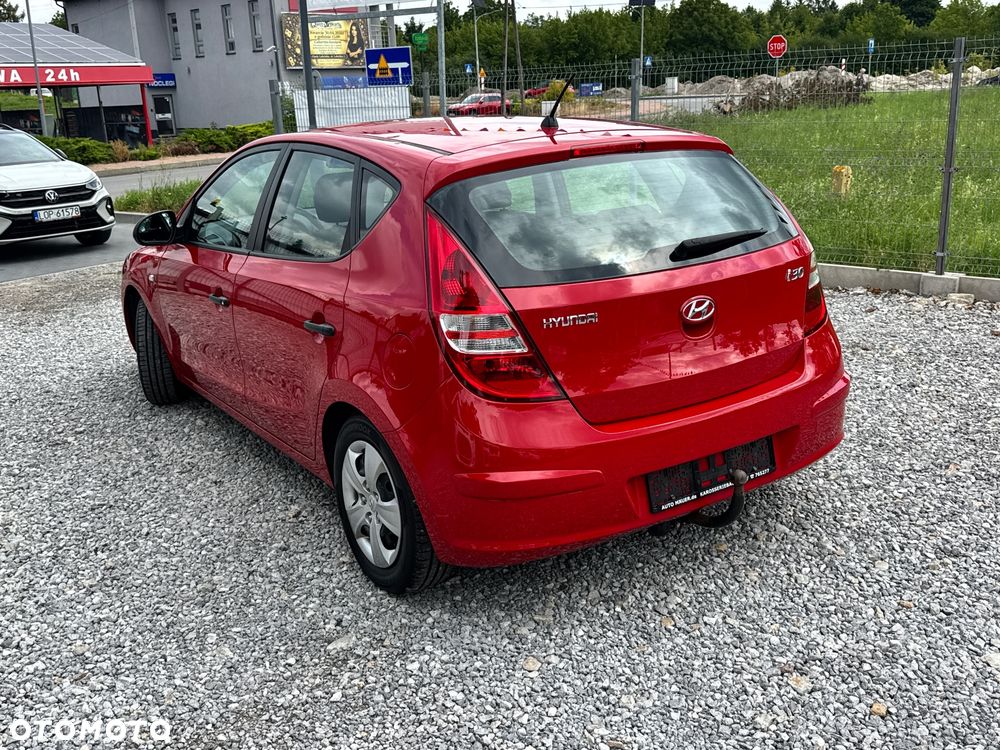 Hyundai i30 1.4 Blue Classic - 13