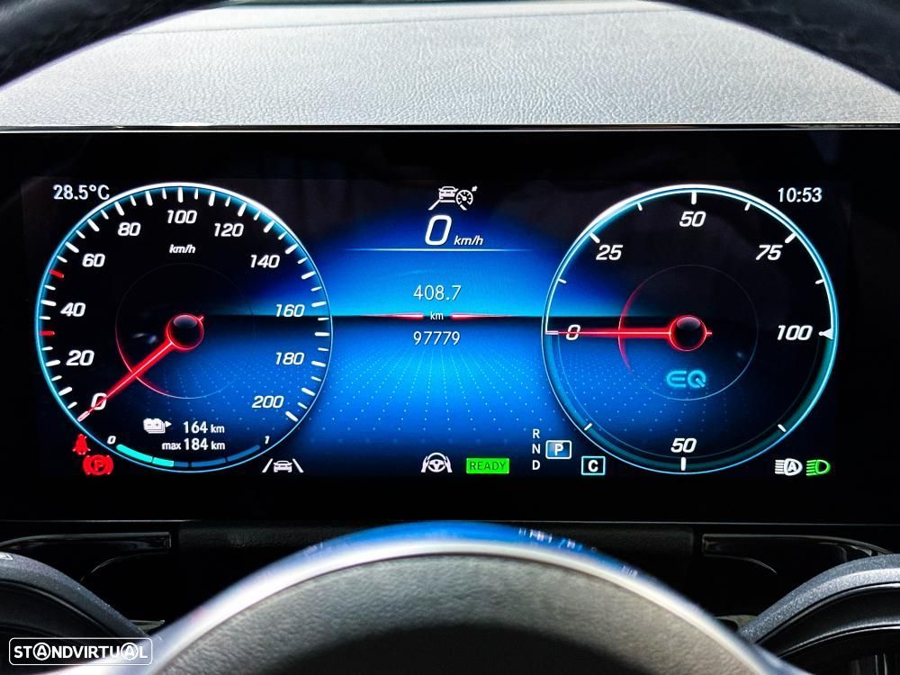 Mercedes-Benz EQA 250+ Electric Art — fotografia 38