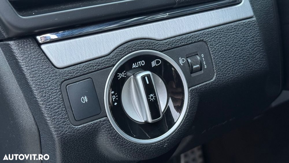 Mercedes-Benz E 220 CDI Coupe 7G-TRONIC - 17