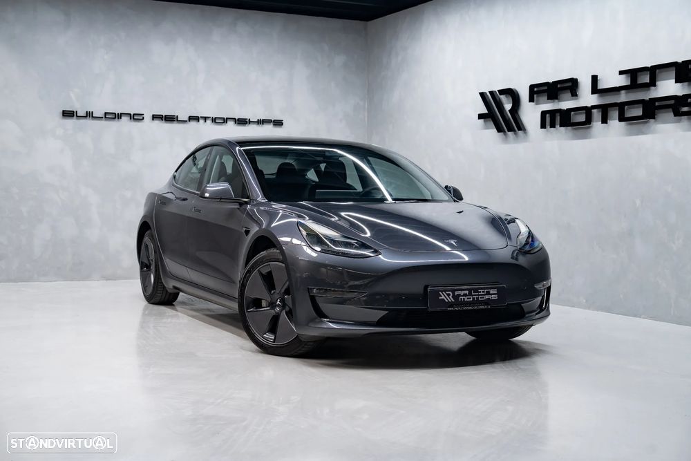 Tesla Model 3 Long Range Tração Traseira - 3