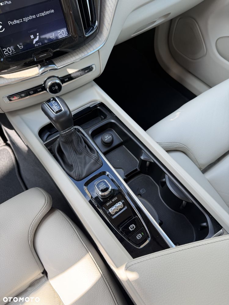 Volvo XC 60 D4 Inscription - 15
