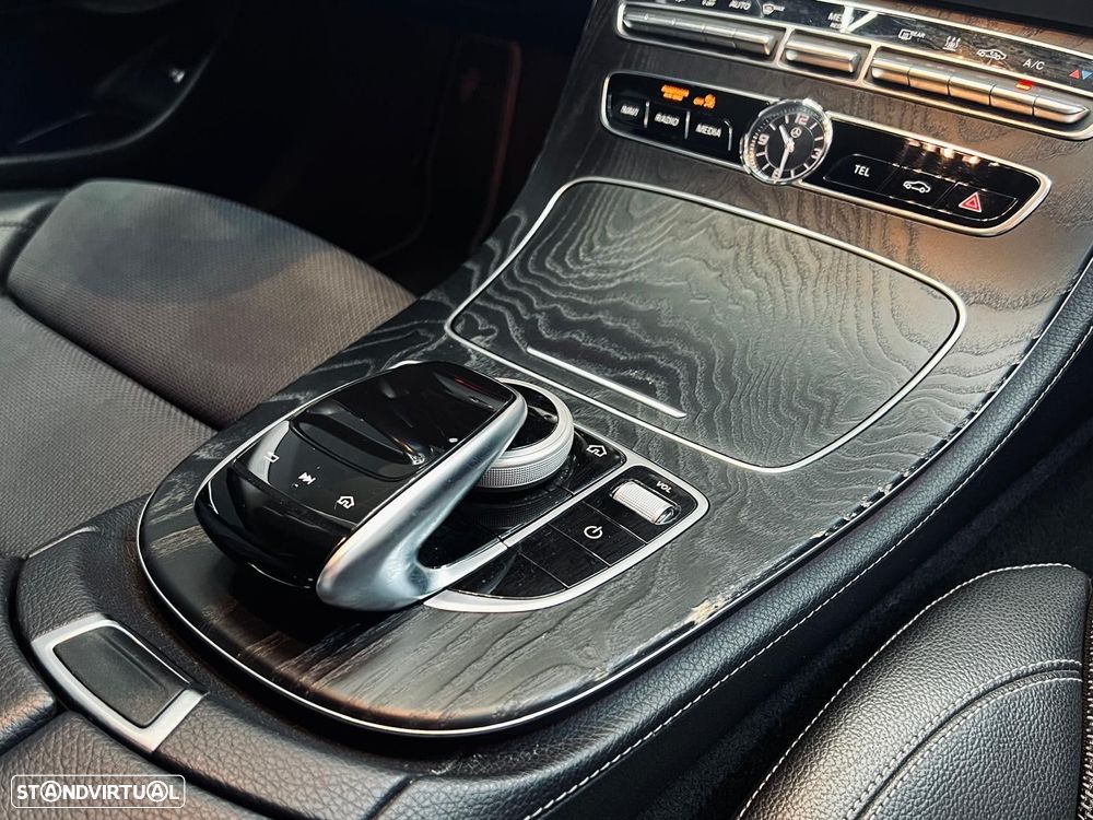 Mercedes-Benz E 300 de Exclusive Line - 35
