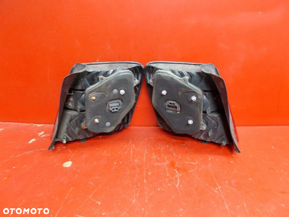 FIAT STILO 5D LAMPA PRAWA TYŁ TYLNA - 2