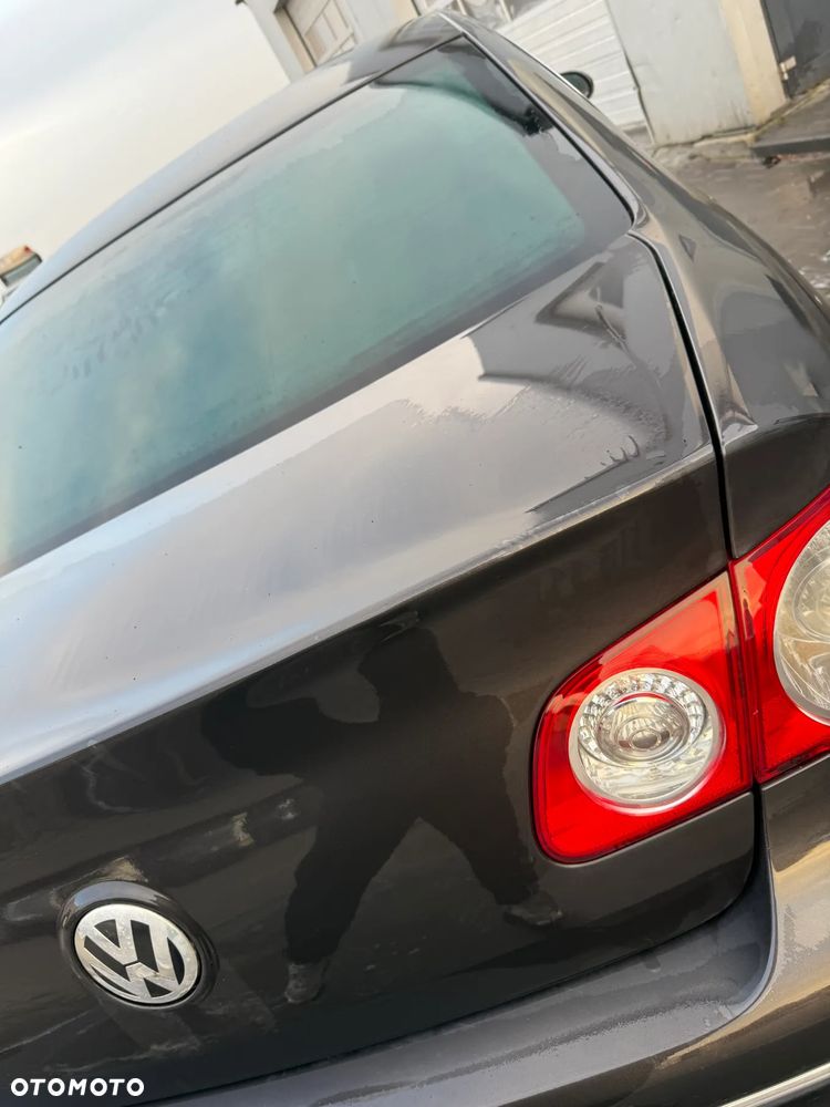 VW PASSAT B6 SEDAN LC8Z KLAPA BAGAŻNIKA KOMPLETNA W KOLOR - 3
