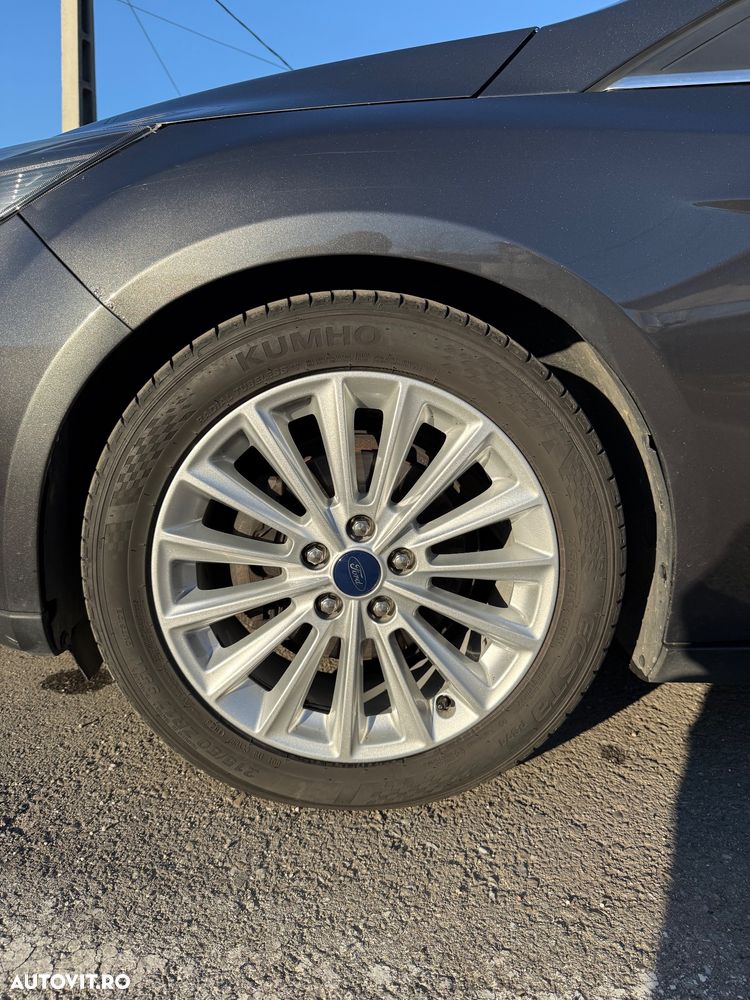 Ford Focus 1.0 EcoBoost Titanium - 16