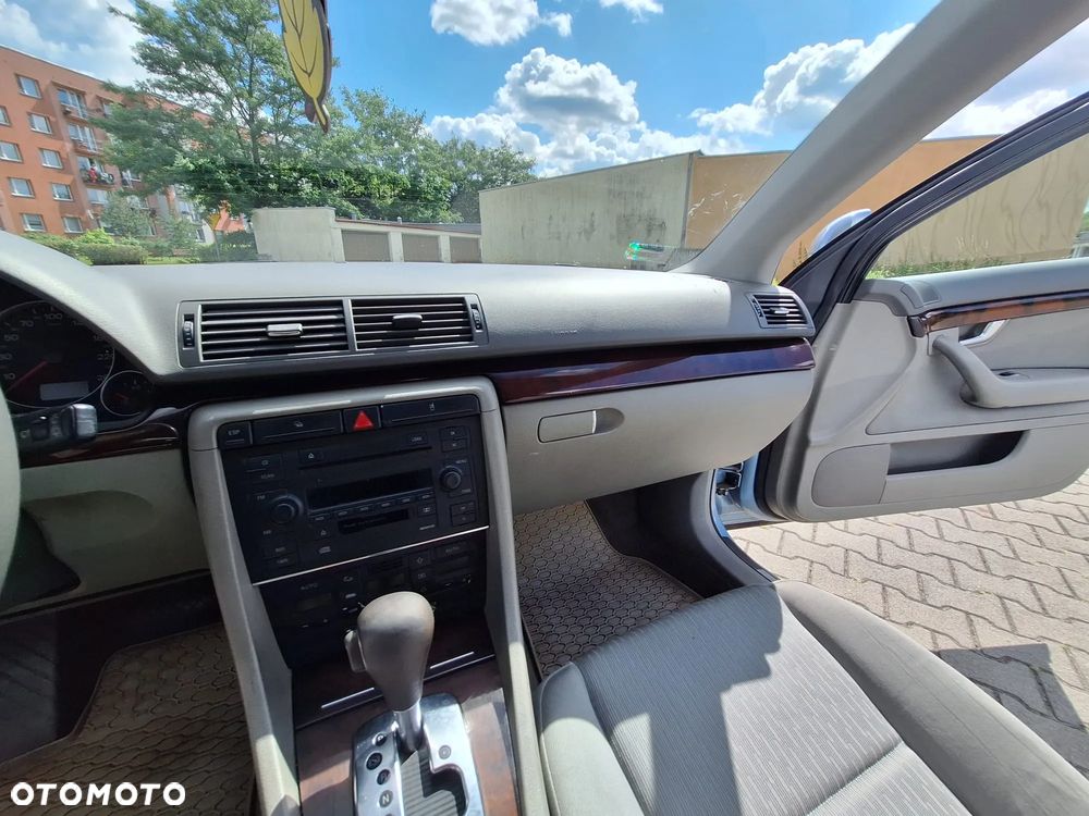Audi A4 Avant 2.0 Multitronic - 26