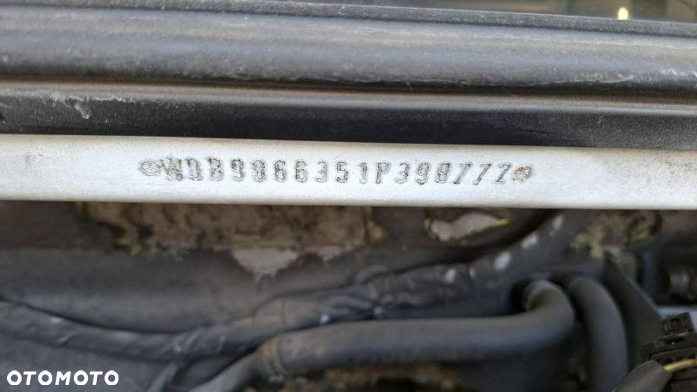 Mercedes-Benz Sprinter - 12