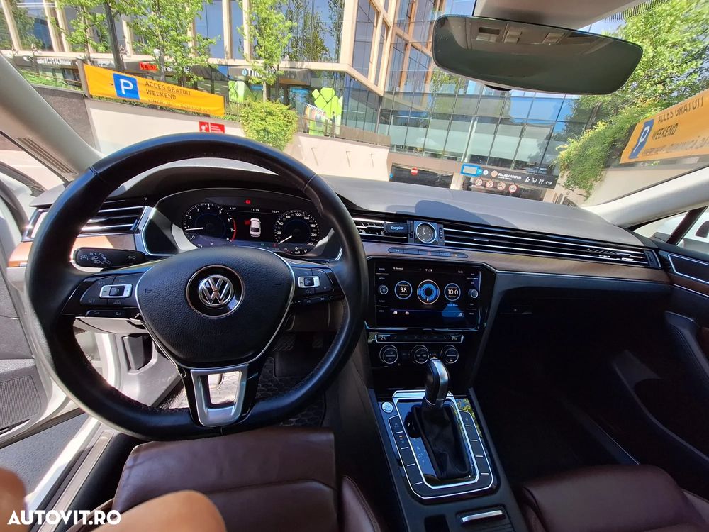 Volkswagen Passat 2.0 TSI DSG Highline - 22