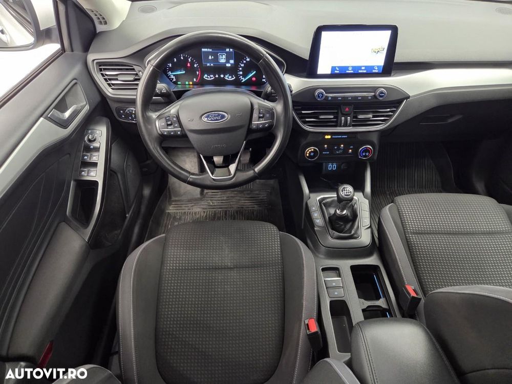 Ford Focus 1.0 EcoBoost Connected - 4