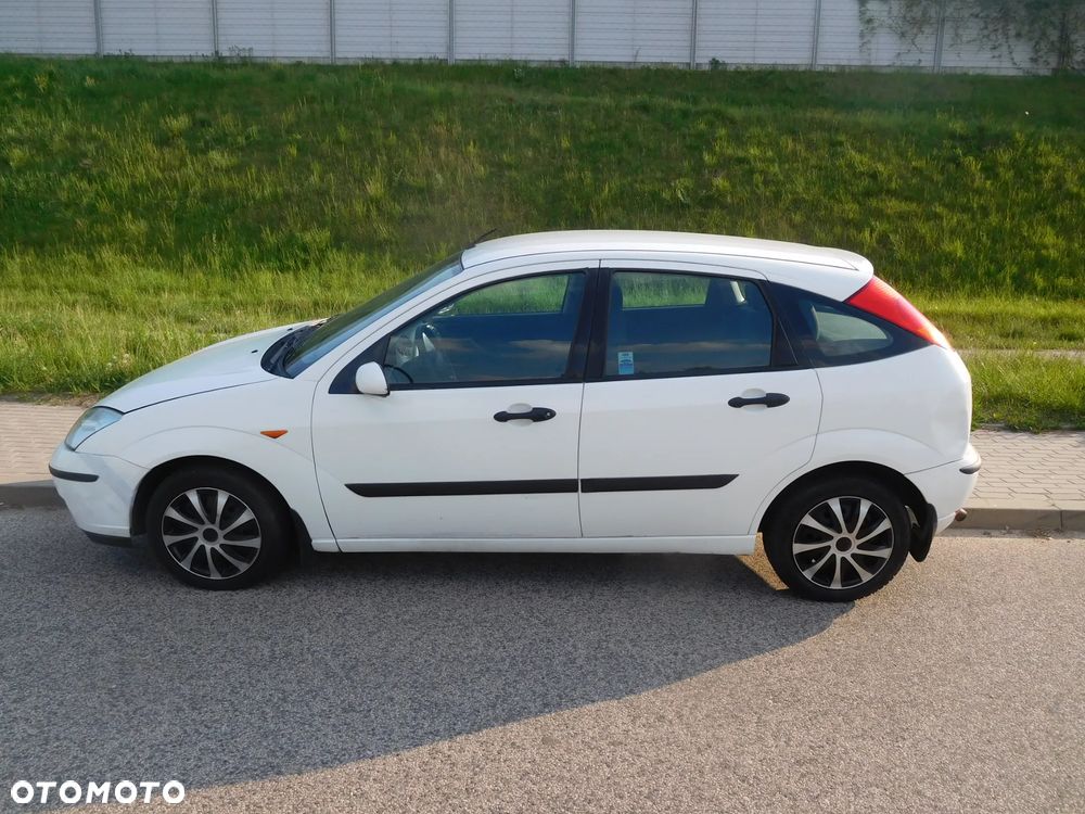 Ford Focus 1.8 TDCi Comfort - 14