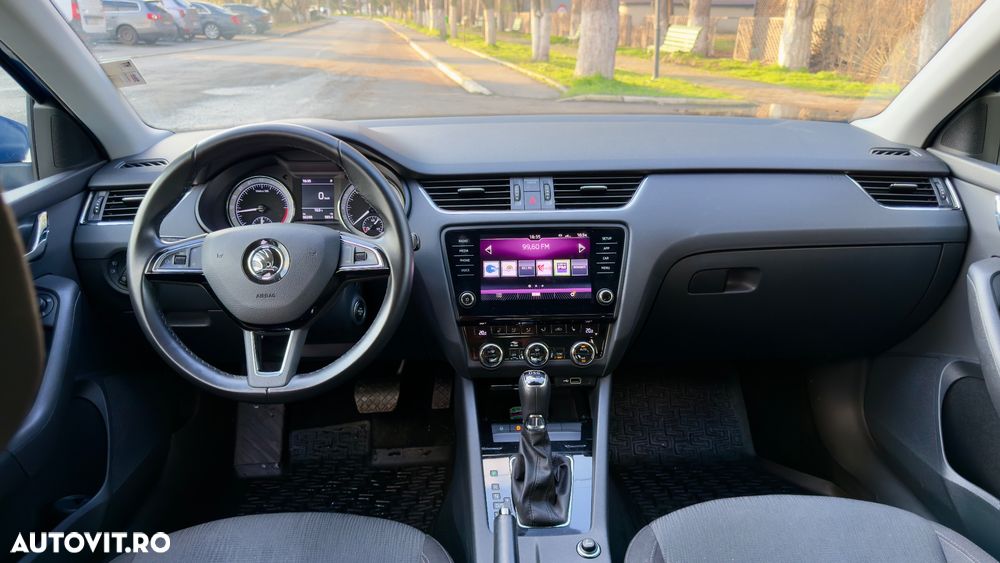 Skoda Octavia 2.0 TDI DSG Style - 8