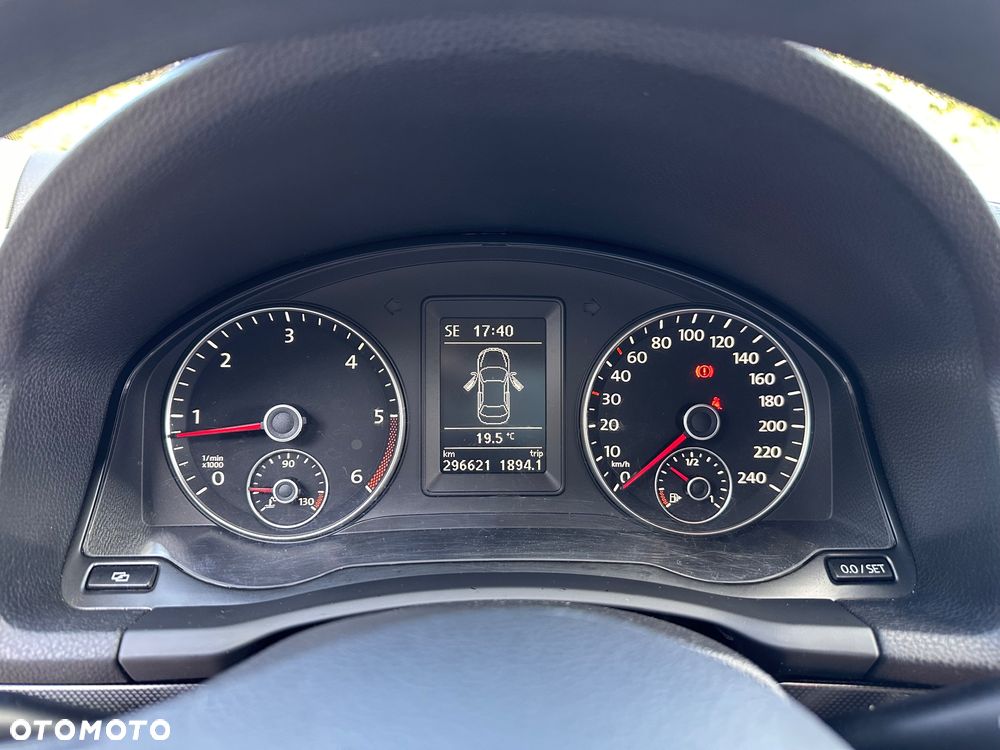 Volkswagen Jetta 1.6 TDI Comfortline - 13