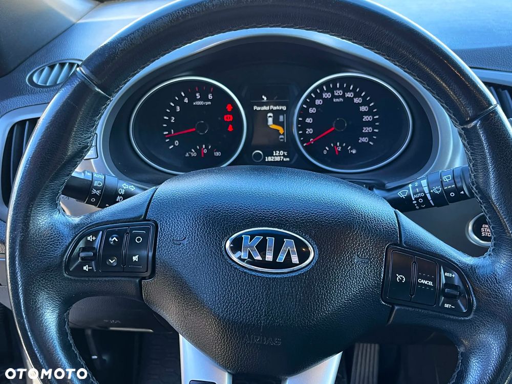 Kia Sportage - 8