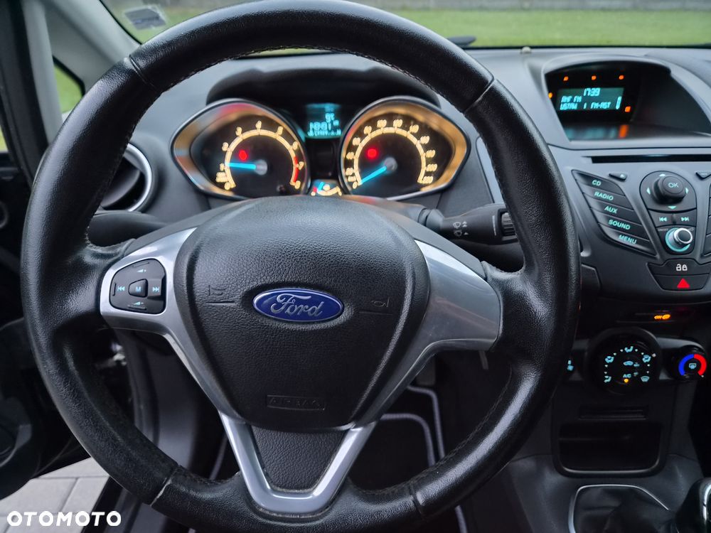 Ford Fiesta 1.25 Champions Edition - 17