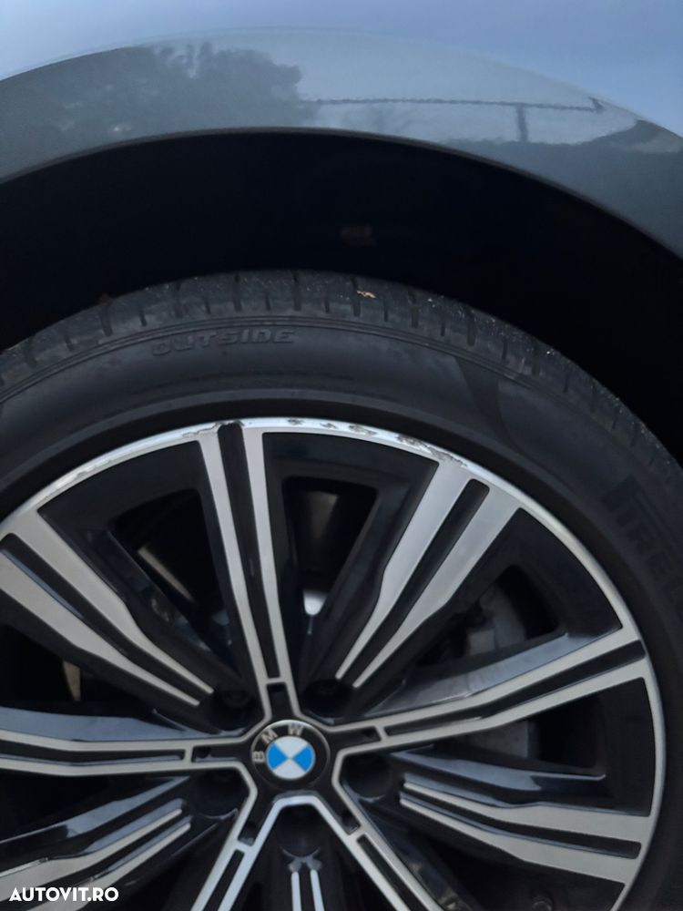 BMW Seria 3 330e Aut. Luxury Line - 38