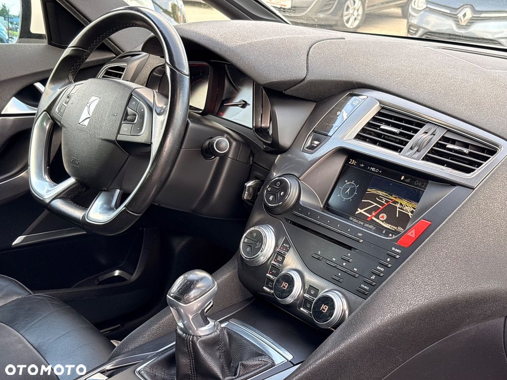Citroën DS5 2.0 HDi SoChic - 18