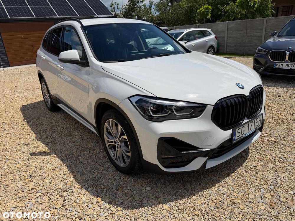 BMW X1 xDrive20d Sport Line - 4