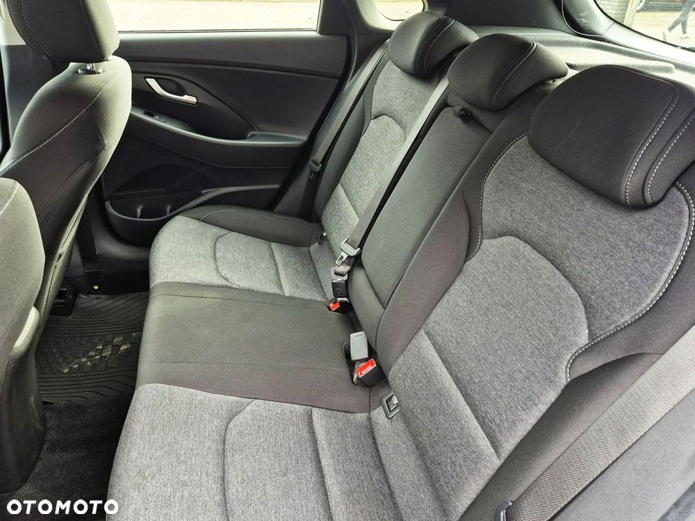 Hyundai i30 1.5 T-GDI 48V Smart - 18