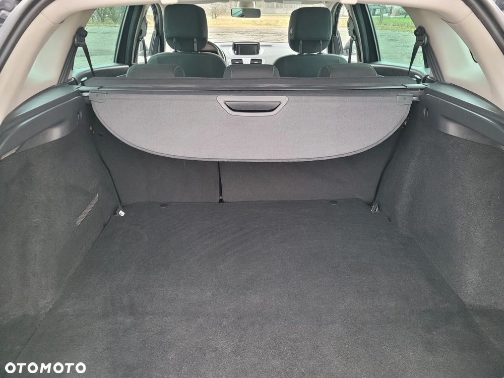 Renault Megane ENERGY dCi 110 GT LINE - 21